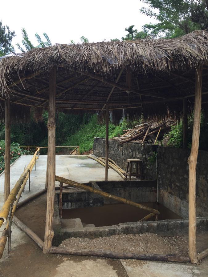 The Tree House Hotel Ginigathena Bagian luar foto